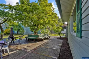 5665 Silverton Rd NE, Salem, OR 97305 - Photo 32