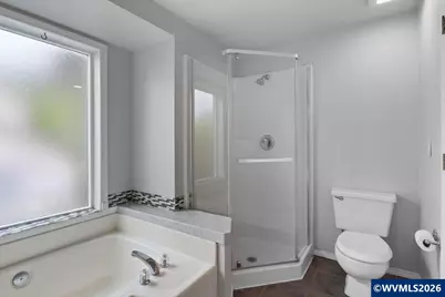 808 Melissa St SE, Salem, OR 97306 - Photo 32