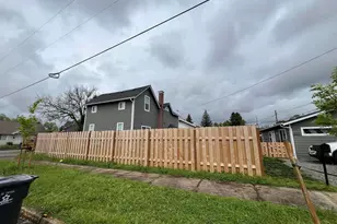 494 17th St SE, Salem, OR 97301 - Photo 2
