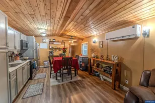 4900 Royal Ave, Eugene, OR 97402 - Photo 10