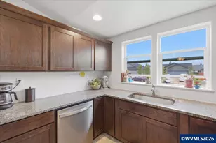 1423 SE Snowberry Ave, Dallas, OR 97338 - Photo 18