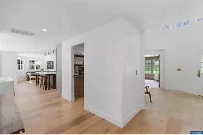 3585 Deer Lake Ct SE, Salem, OR 97317 - Photo 8