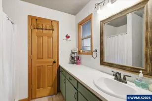 42801 Island Inn Dr, Lebanon, OR 97355 - Photo 34