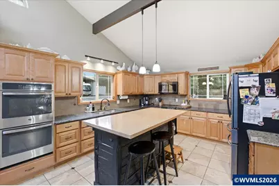 42801 Island Inn Dr, Lebanon, OR 97355 - Photo 10