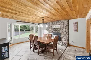 42801 Island Inn Dr, Lebanon, OR 97355 - Photo 14