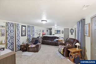 42801 Island Inn Dr, Lebanon, OR 97355 - Photo 32