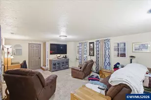 42801 Island Inn Dr, Lebanon, OR 97355 - Photo 30