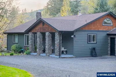 42801 Island Inn Dr, Lebanon, OR 97355 - Photo 4