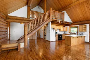 37782 River Dr, Lebanon, OR 97355 - Photo 2