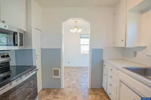 3433 Marion St SE, Albany, OR 97322 - Photo 6
