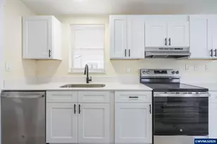 2000 Robins Lane SE, Salem, OR 97306 - Photo 16