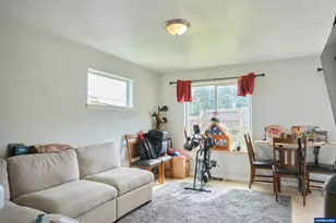 635 SW Pioneer Dr, Willamina, OR 97396 - Photo 4