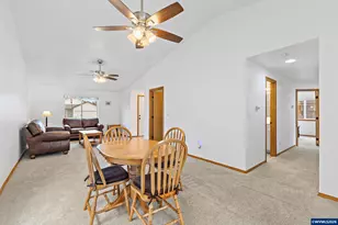 4451 Ocean Ave NE, Salem, OR 97301 - Photo 18