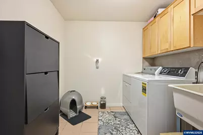 624 N Pershing St, Mount Angel, OR 97362 - Photo 36