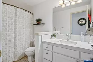 624 N Pershing St, Mount Angel, OR 97362 - Photo 28