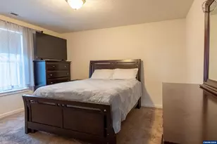 3152 NE Lily Ln, McMinnville, OR 97128 - Photo 24
