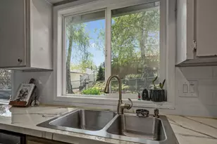 390 Kevin Ct S, Salem, OR 97306 - Photo 22