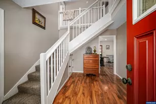 390 Kevin Ct S, Salem, OR 97306 - Photo 8