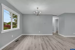 2990 Chester Ave NE, Salem, OR 97301 - Photo 18