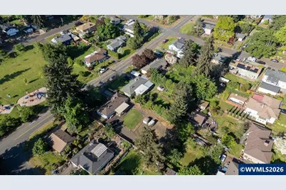 955 Harris Av SE, Salem, OR 97302 - Photo 40