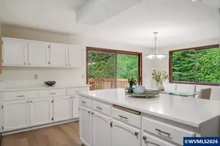 27133 NW Forest Springs Ln, Corvallis, OR 97330 - Photo 6