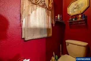 5323 Olympic Cir, Eugene, OR 97402 - Photo 24