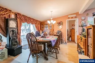 5323 Olympic Cir, Eugene, OR 97402 - Photo 14