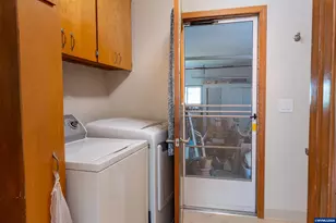 2981 Sunny Ln NW, Albany, OR 97321 - Photo 22