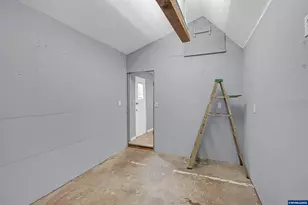373 SW Church St, Dallas, OR 97338 - Photo 26