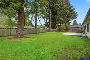 987 Travis Ave, Eugene, OR 97404 - Photo 32