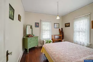 700 Oak St, Silverton, OR 97381 - Photo 22
