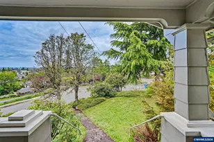 700 Oak St, Silverton, OR 97381 - Photo 8