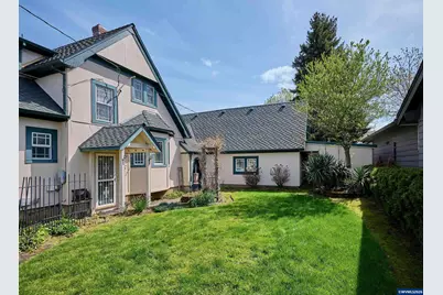 102 E 5th St, Molalla, OR 97038 - Photo 6