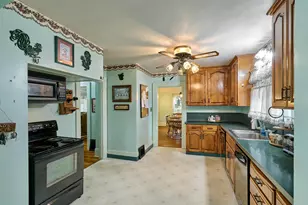 102 E 5th St, Molalla, OR 97038 - Photo 14