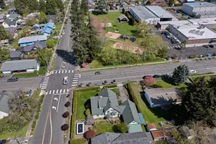 102 E 5th St, Molalla, OR 97038 - Photo 36