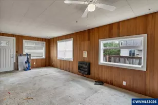 2085 Evergreen Ave NE, Salem, OR 97301 - Photo 12