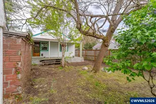 2085 Evergreen Ave NE, Salem, OR 97301 - Photo 8