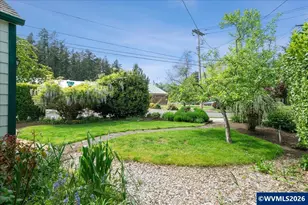 119 Wesley (605 Miller) St, Silverton, OR 97381 - Photo 30