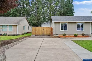 713 SE Rosewood Ln, Dallas, OR 97338 - Photo 8