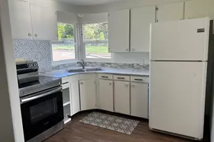 210 Hoyt St S, Salem, OR 97302 - Photo 6