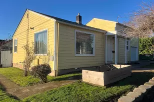 210 Hoyt St S, Salem, OR 97302 - Photo 2