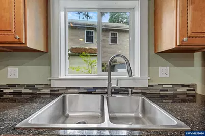 213 Mill St, Silverton, OR 97381 - Photo 14