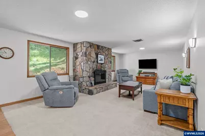 546 Bonnie Ct NW, Salem, OR 97304 - Photo 16