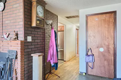 180 W Virginia St, Stayton, OR 97383 - Photo 22
