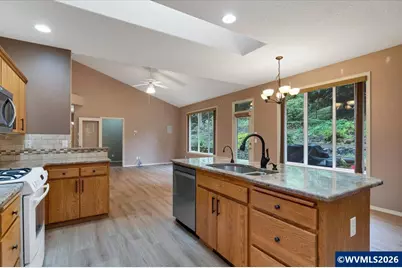 1792 Sunburst Ter NW, Salem, OR 97304 - Photo 12