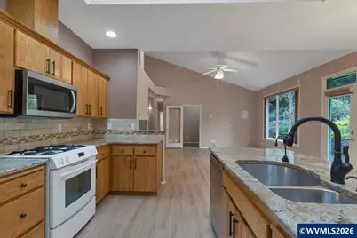 1792 Sunburst Ter NW, Salem, OR 97304 - Photo 16