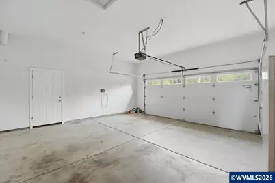 755 E Ash St, Lebanon, OR 97355 - Photo 28
