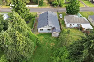 755 E Ash St, Lebanon, OR 97355 - Photo 30