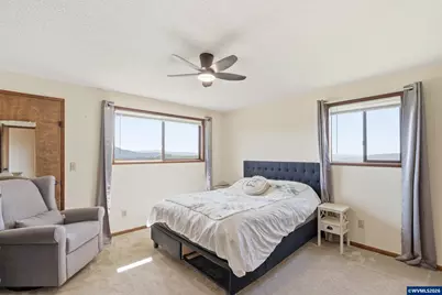 44350 Whiskey Butte Dr, Sweet Home, OR 97386 - Photo 14