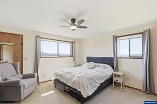 44350 Whiskey Butte Dr, Sweet Home, OR 97386 - Photo 14